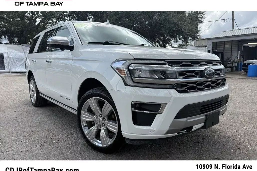 2023 Ford Expedition Platinum photo 1