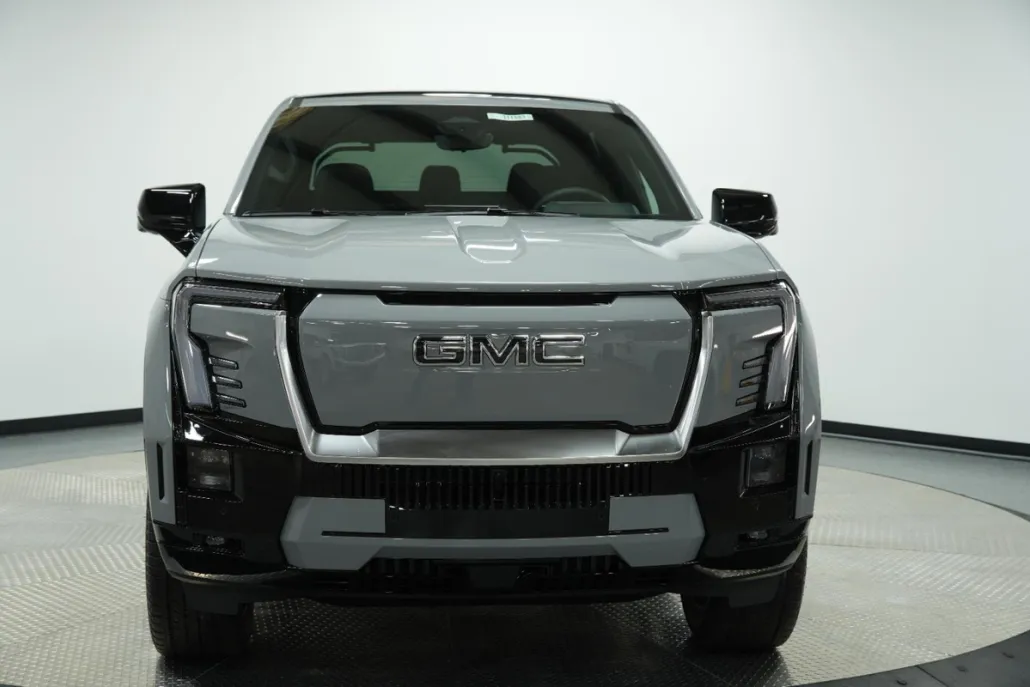 2025 Gmc Sierra EV Denali photo 1