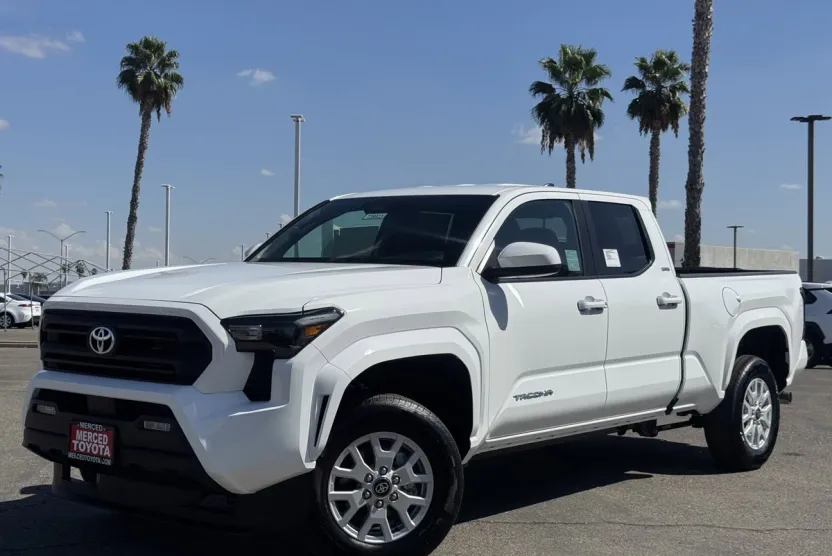 2025 Toyota Tacoma SR5 Double Cab photo 1
