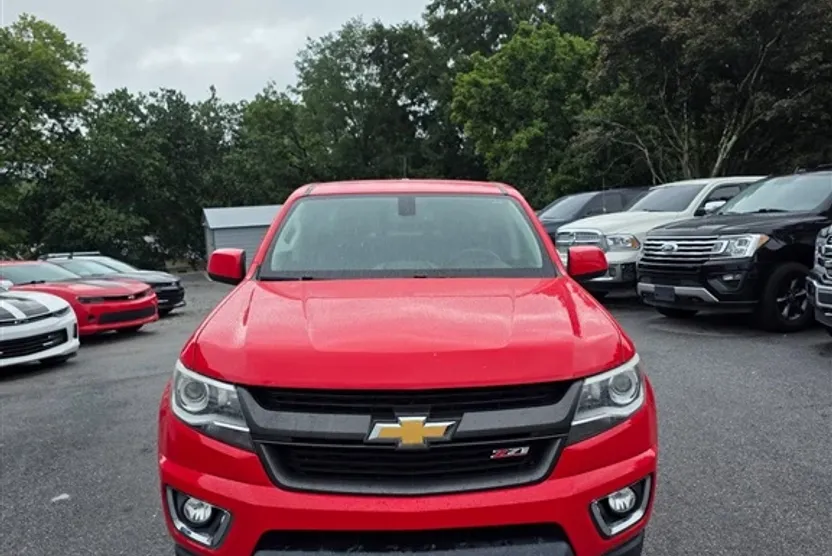 2017 Chevrolet Colorado Z71 photo 1