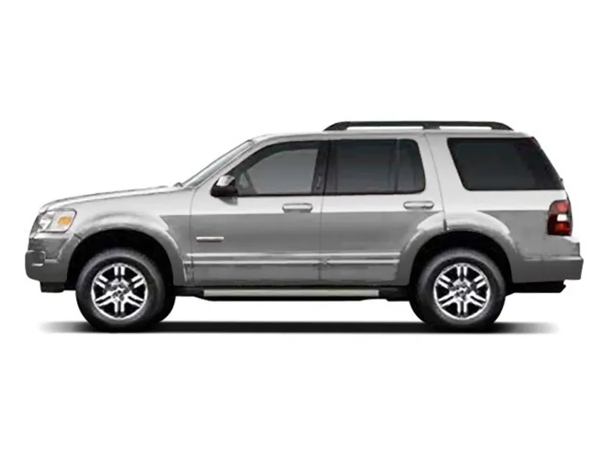 2010 Ford Explorer XLT photo 1