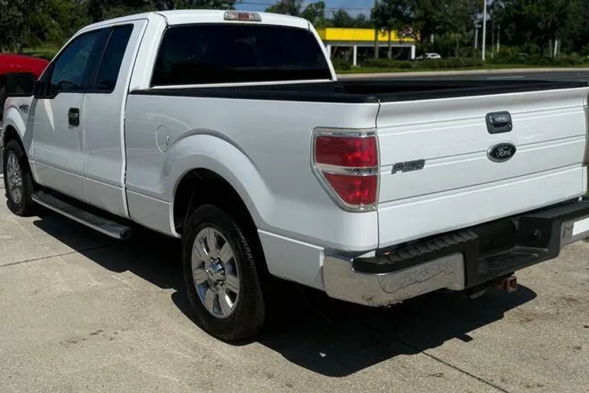 2009 Ford F-150 photo 1
