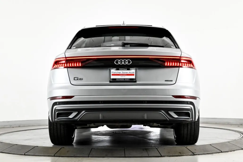 2020 Audi Q8 55 Premium Plus photo 1