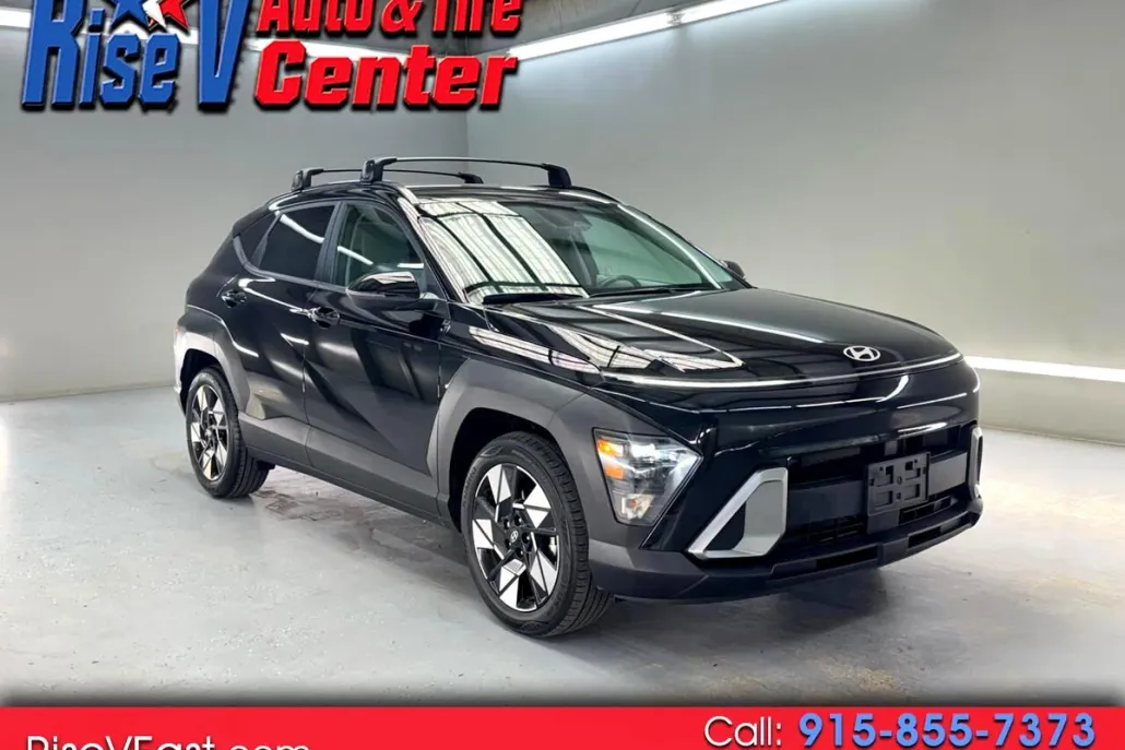 2025 Hyundai Kona SEL photo 1