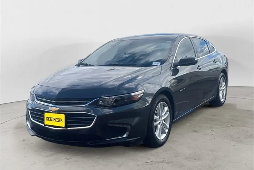 2016 Chevrolet Malibu 1LT photo 1