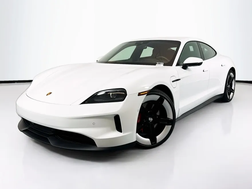 2025 Porsche Taycan 4S photo 1