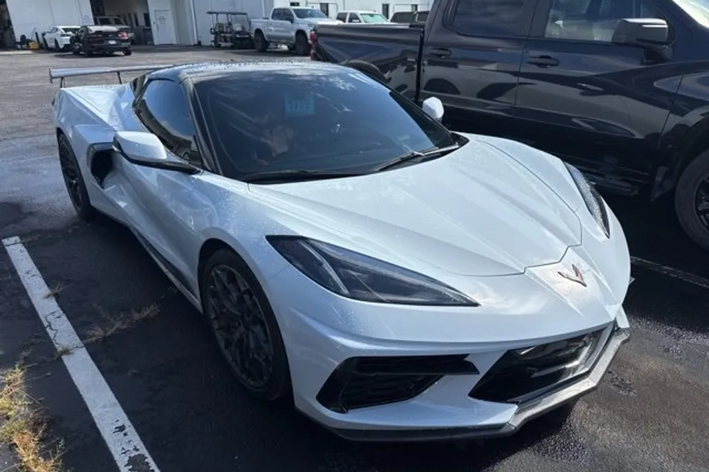 2023 Chevrolet Corvette Stingray 2LT photo 1