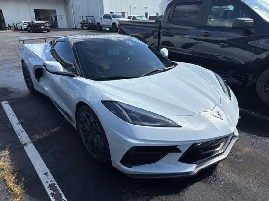 2023 Chevrolet Corvette Stingray 2LT photo 1
