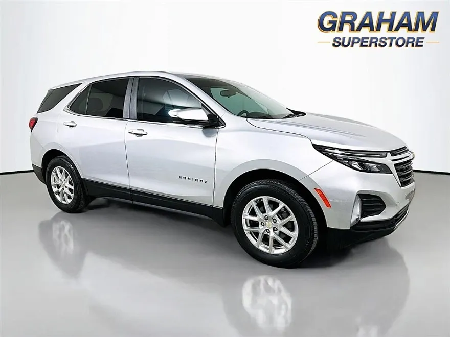 2022 Chevrolet Equinox LT photo 1