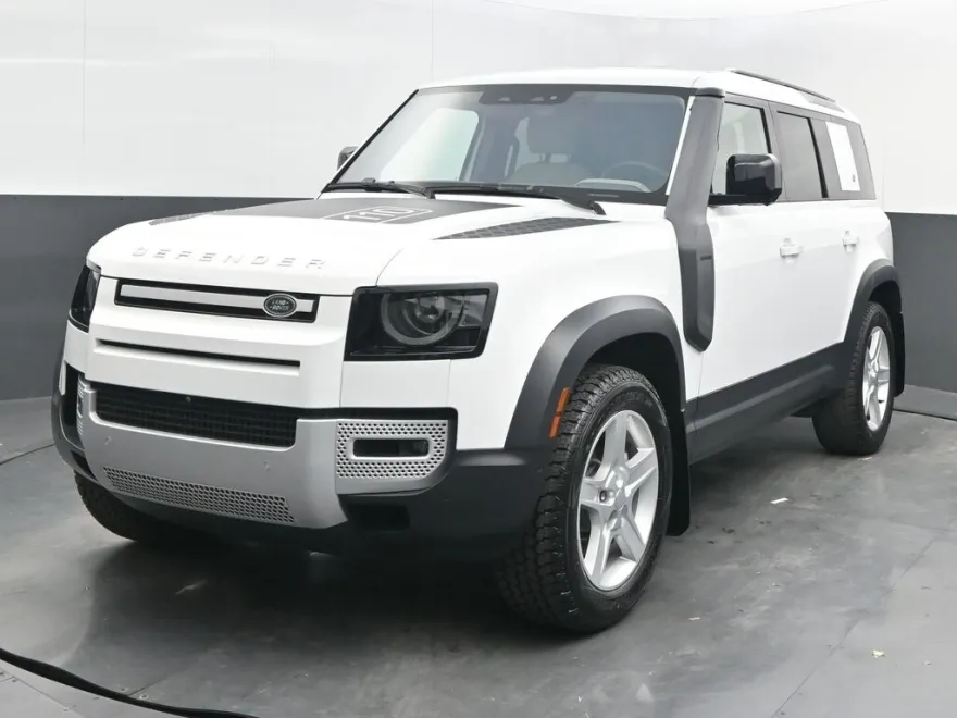 2022 Land Rover Defender SE photo 1