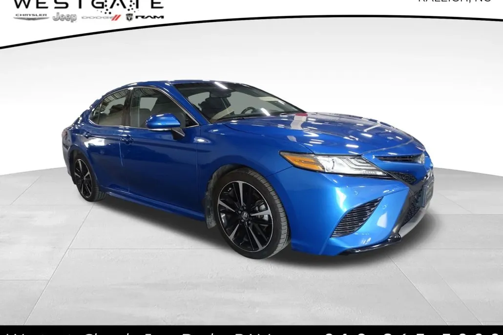 2018 Toyota Camry XSE photo 1