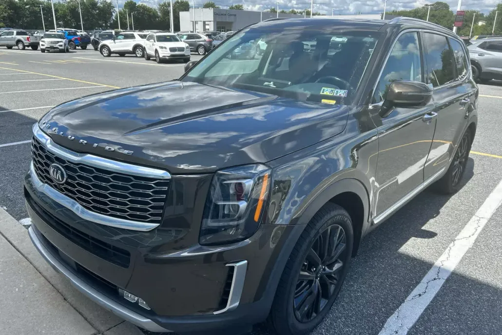 2021 Kia Telluride SX photo 1