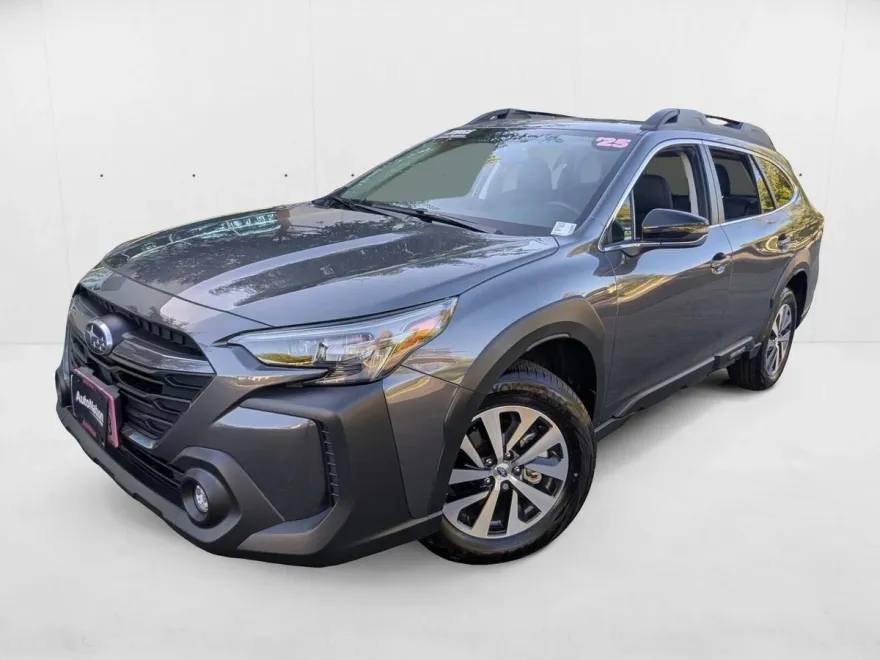 2025 Subaru Outback Premium photo 1