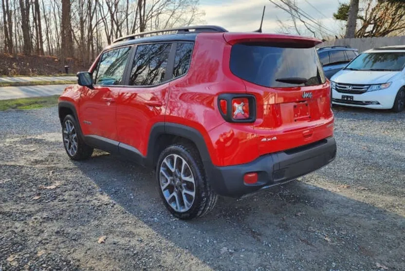 2022 Jeep Renegade Limited photo 1