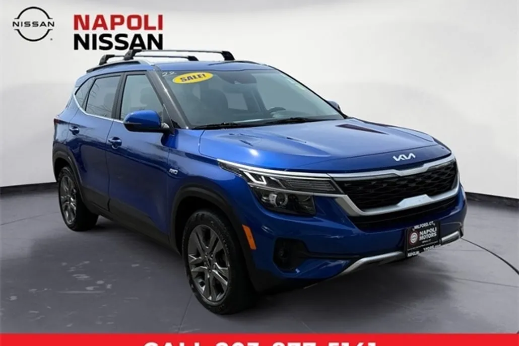 2022 Kia Seltos S photo 1