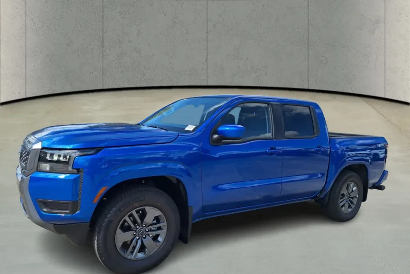 2026 Nissan Frontier Crew Cab SV photo 1