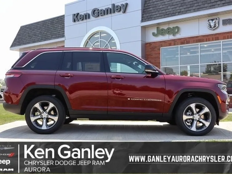 2025 Jeep Grand Cherokee Limited photo 1