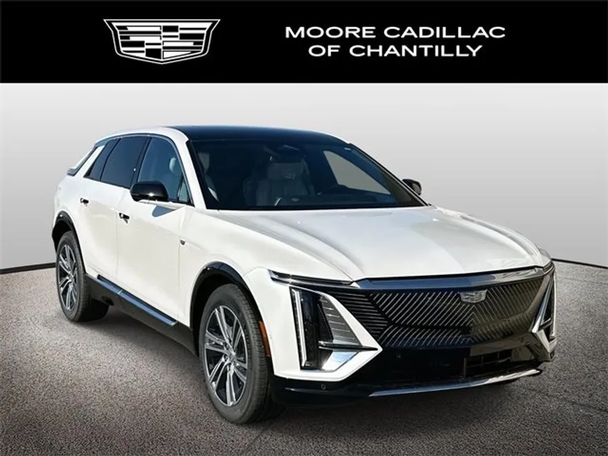 2025 Cadillac Lyriq Luxury photo 1