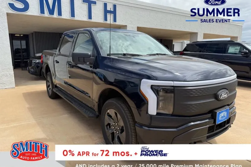 2025 Ford F-150 Lightning photo 1
