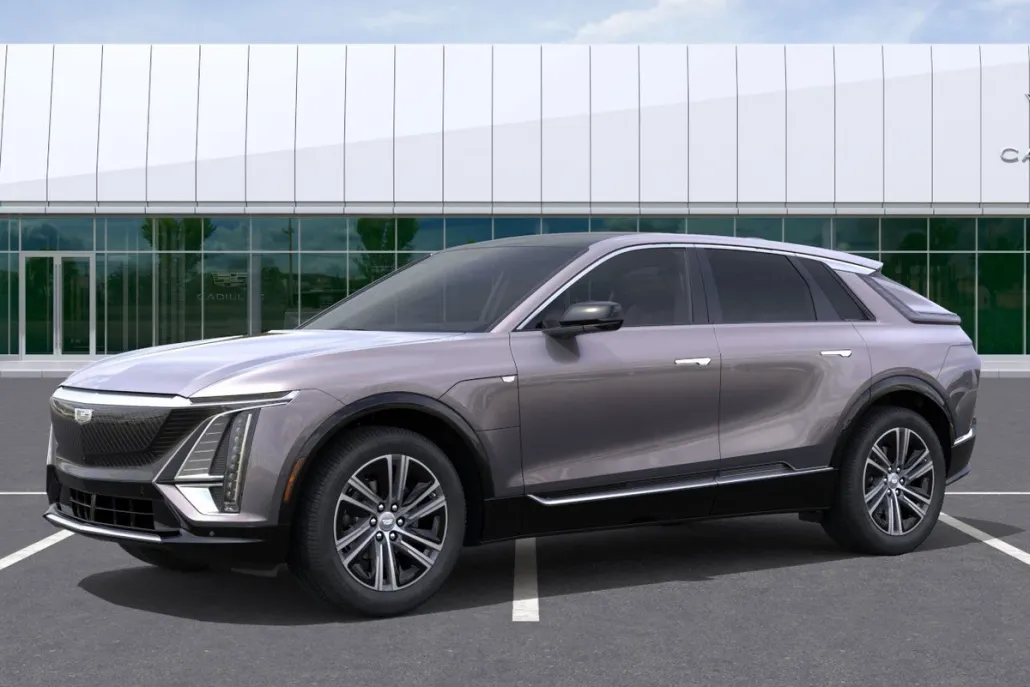 2025 Cadillac Lyriq Luxury photo 1