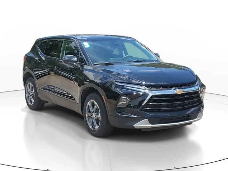 2023 Chevrolet Blazer 2LT photo 1