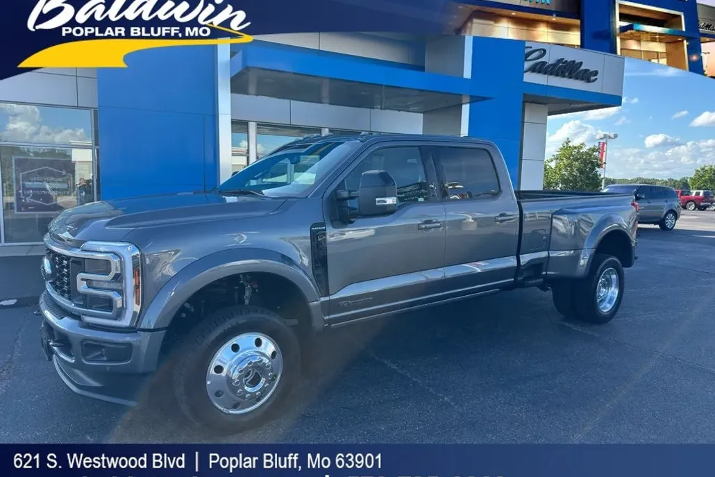 2025 Ford F-450 XL photo 1