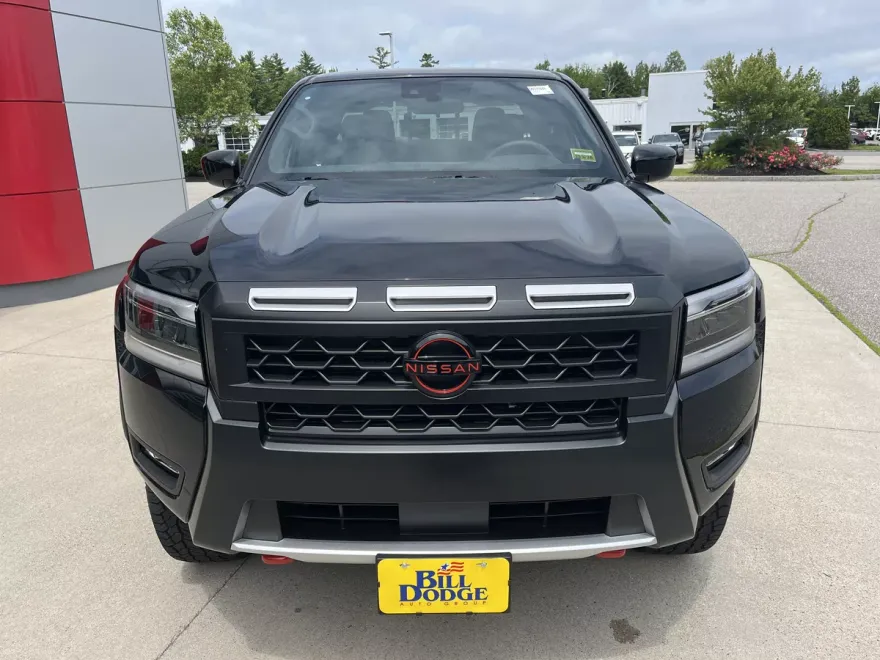 2025 Nissan Frontier PRO-4X photo 1