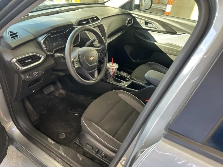 2023 Chevrolet Trailblazer LT photo 1