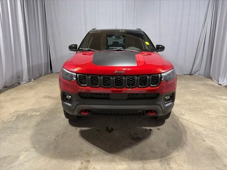 2026 Jeep Compass Trailhawk photo 1