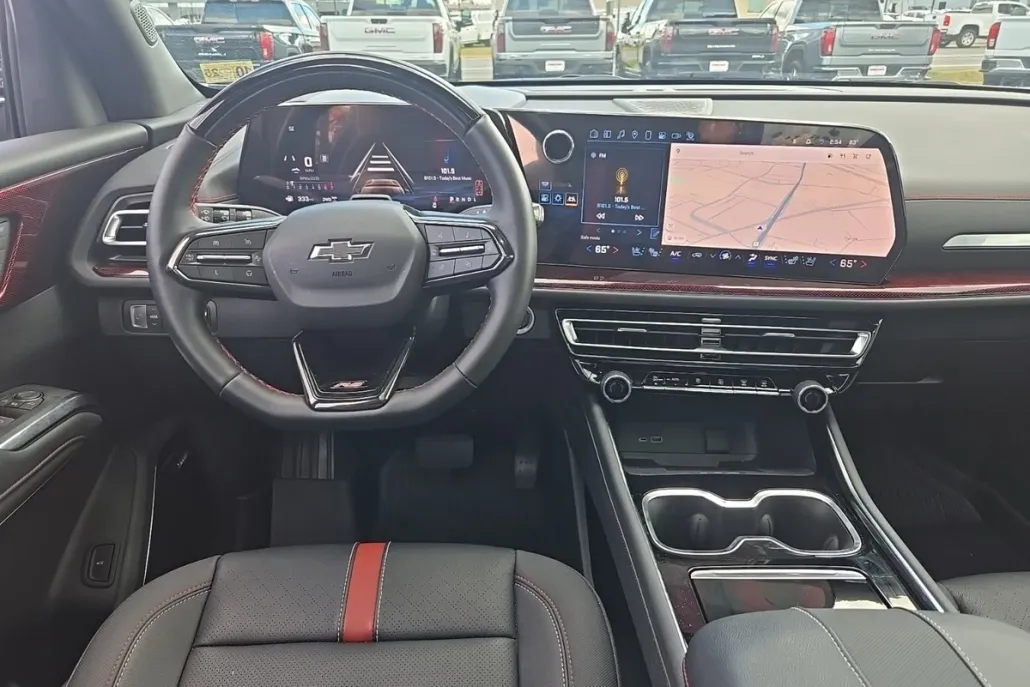 2024 Chevrolet Traverse RS photo 1