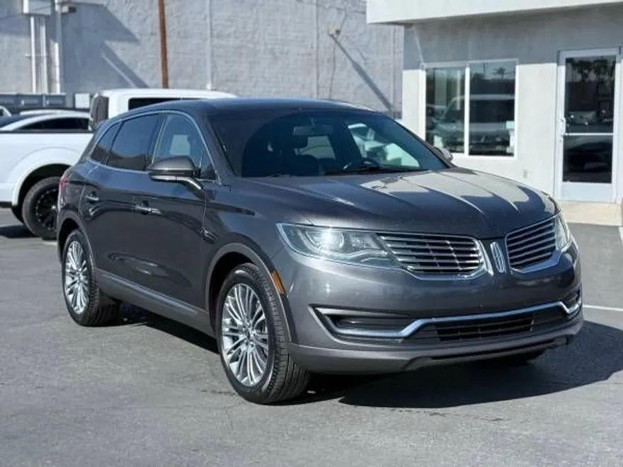 2017 Lincoln MKX Reserve photo 1