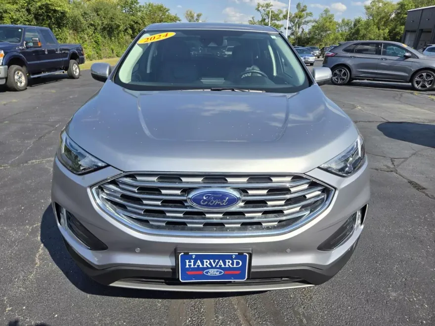 2024 Ford Edge Titanium photo 1