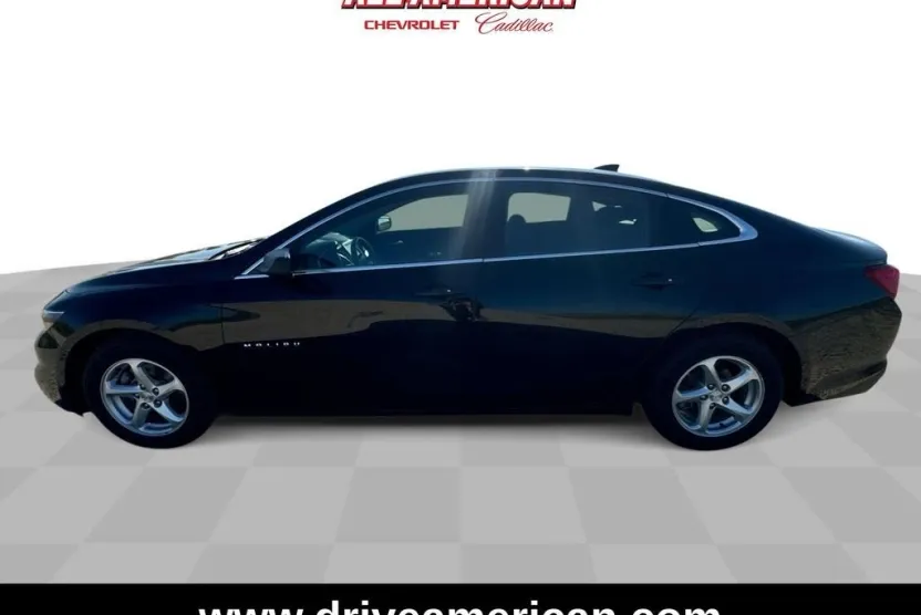 2018 Chevrolet Malibu LS photo 1
