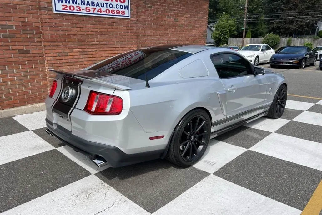 2012 Ford Mustang Shelby GT500 photo 1