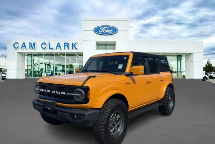 2021 Ford Bronco Outer Banks photo 1