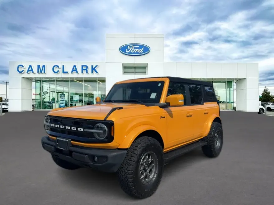 2021 Ford Bronco Outer Banks photo 1