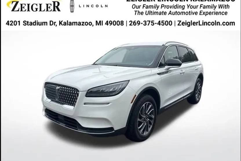 2022 Lincoln Corsair Standard photo 1