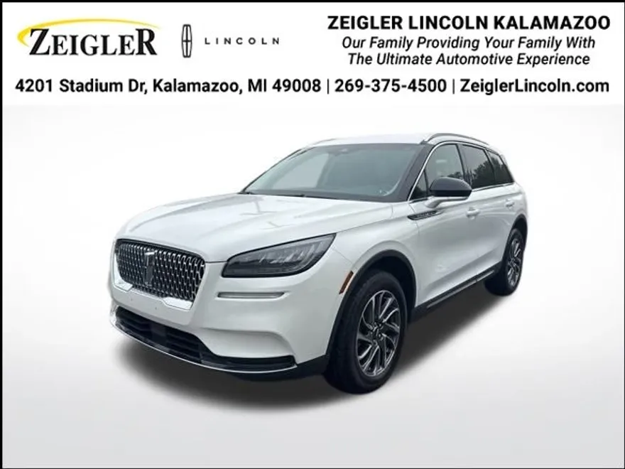 2022 Lincoln Corsair Standard photo 1