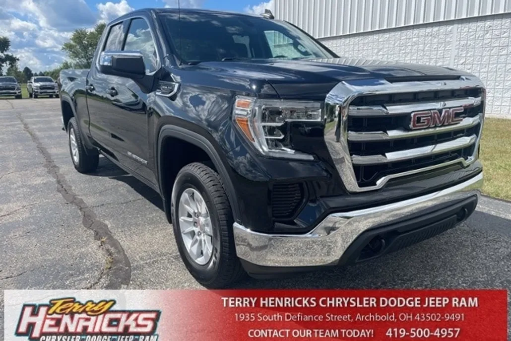 2020 Gmc Sierra 1500 SLE photo 1