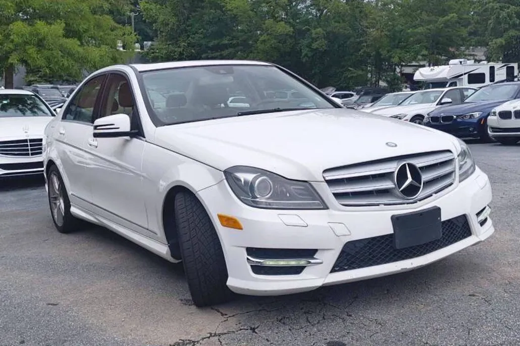 2013 Mercedes Benz C 250 photo 1