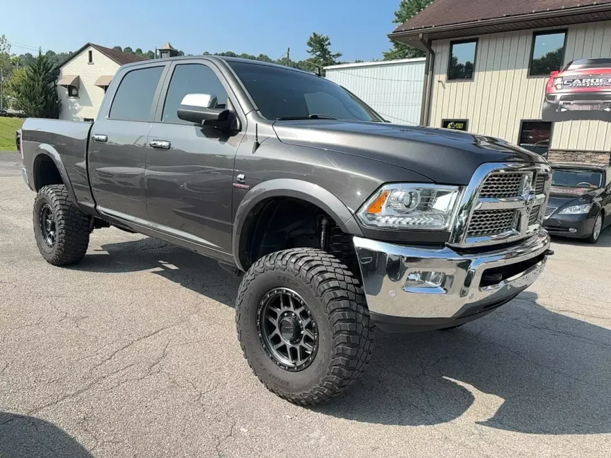 2017 Ram 2500 Laramie photo 1