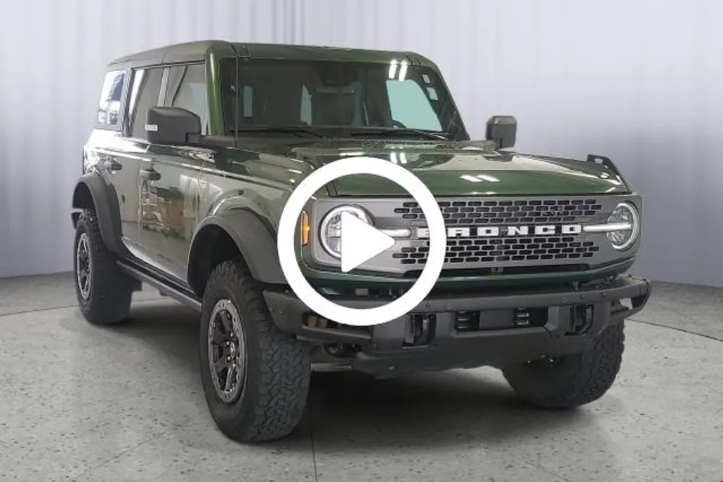 2022 Ford Bronco Badlands photo 1