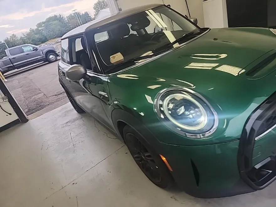 2023 Mini Cooper 2 Door Hardtop S photo 1