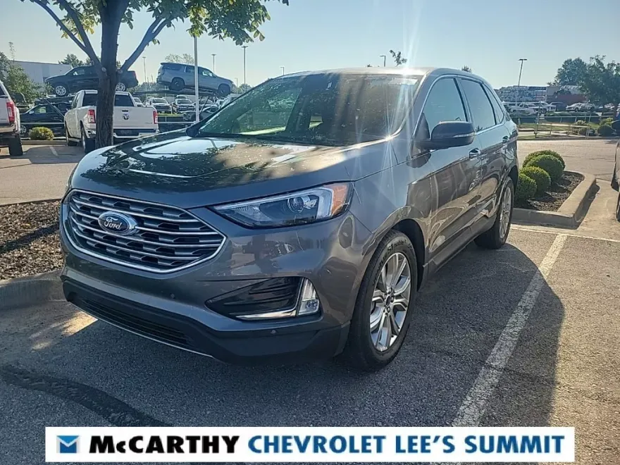 2024 Ford Edge Titanium photo 1