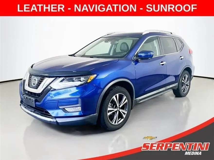 2017 Nissan Rogue SL photo 1