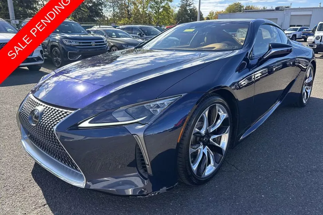 2018 Lexus LC 500 photo 1