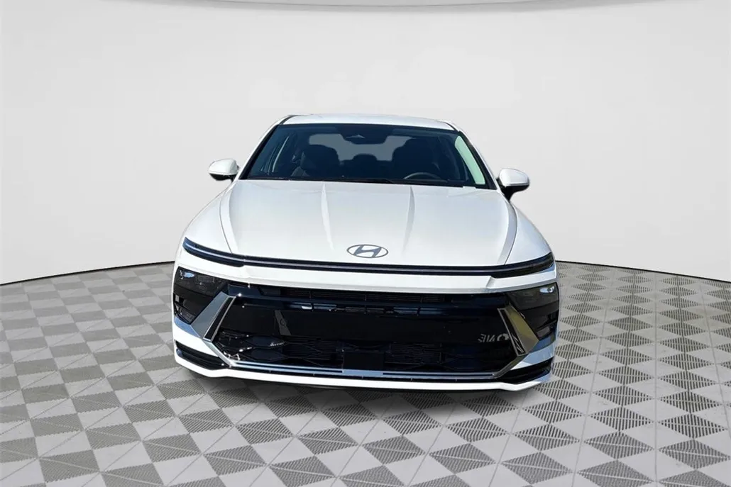 2026 Hyundai Sonata SEL Sport photo 1