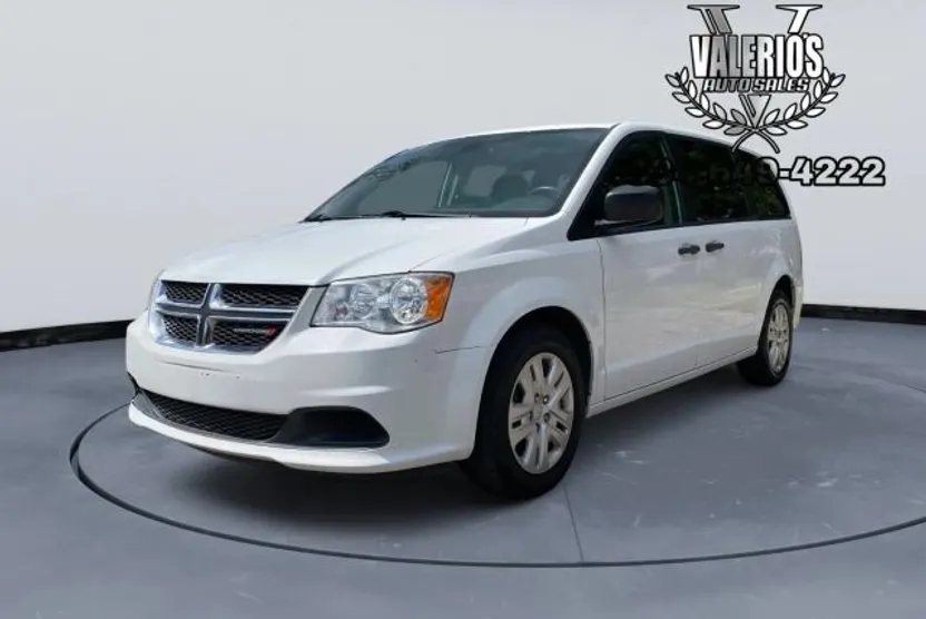 2020 Dodge Grand Caravan SE photo 1