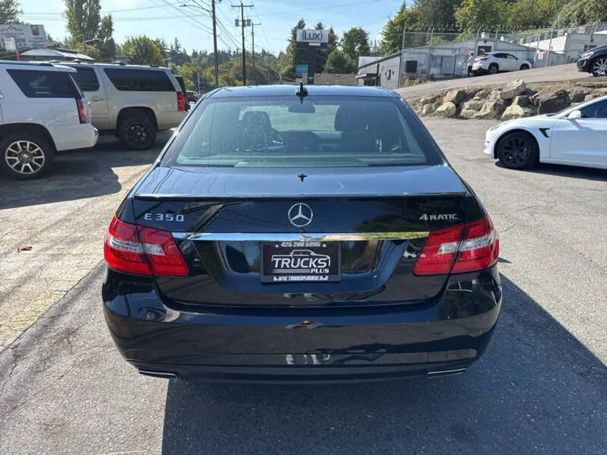 2013 Mercedes Benz E 350 Sport 4MATIC photo 1