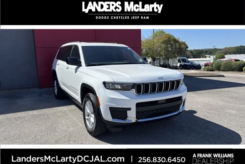 2025 Jeep Grand Cherokee Laredo photo 1